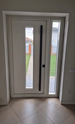 С двумя стеклами и длинной ручкой